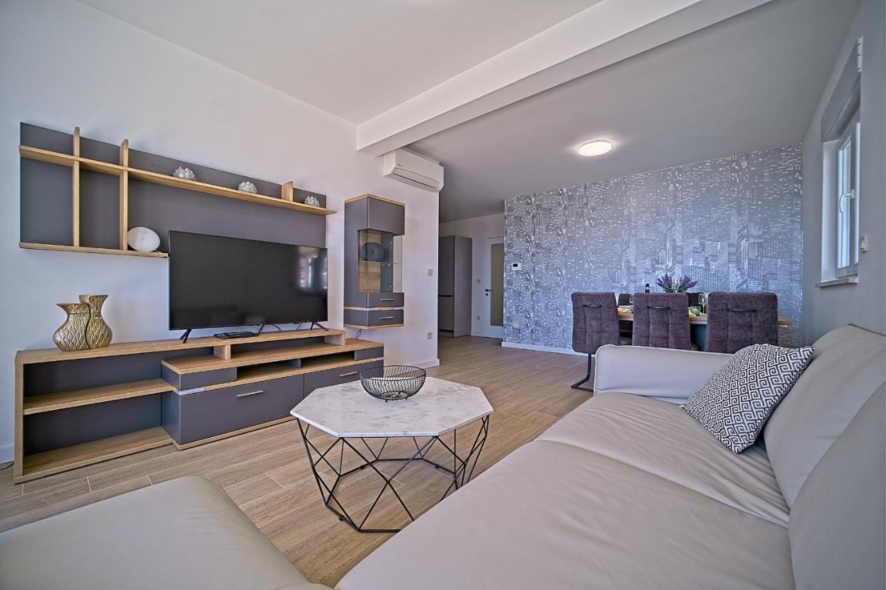 Exclusive Makarska Apartment Aurora Bagian luar foto