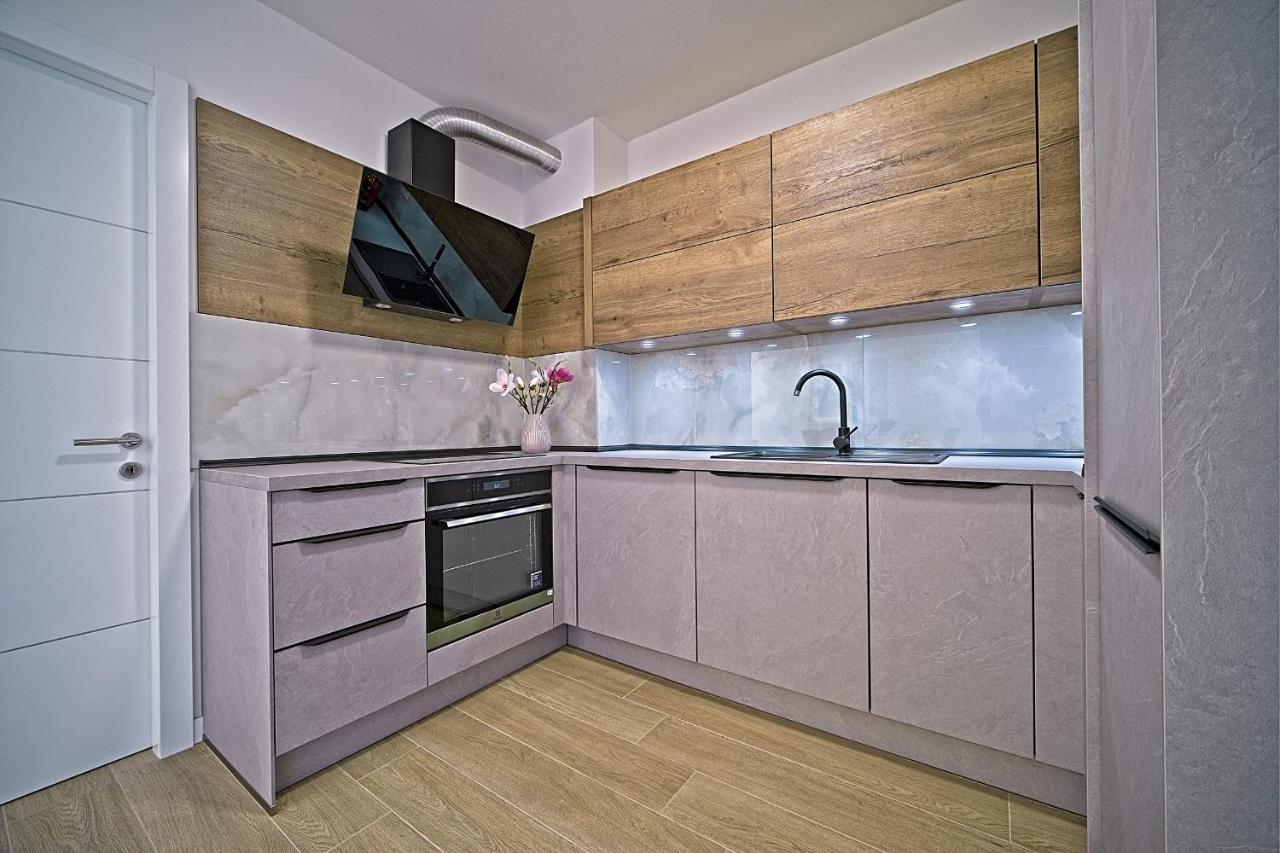 Exclusive Makarska Apartment Aurora Bagian luar foto